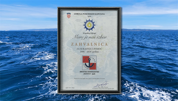 Udruga pomorskih kapetana uručila zahvalnicu Hrvatskom hidrografskom institutu