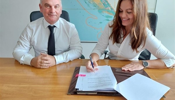 Cooperation Agreement signed between the Croatian Geological Survey and the Hydrographic Institute of the Republic of Croatia