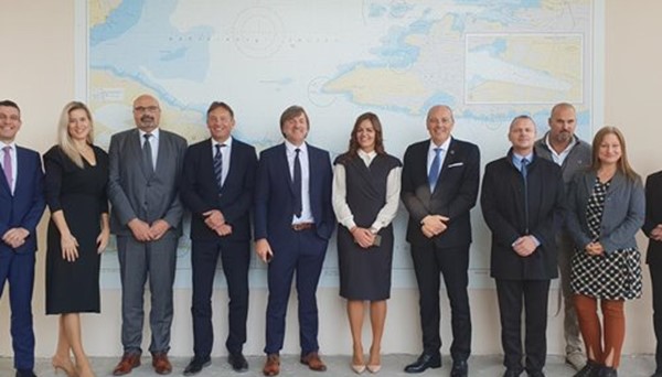 Director of the International Hydrographic Organization (IHO) and President of the European Maritime Pilots’ Association (EMPA) with representatives of CMPA and MMPI at the Hydrographic Institute of the Republic of Croatia