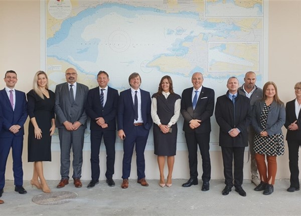 Director of the International Hydrographic Organization (IHO) and President of the European Maritime Pilots’ Association (EMPA) with representatives of CMPA and MMPI at the Hydrographic Institute of the Republic of Croatia