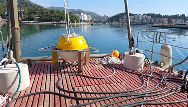 Waverider buoy deployed in the aquatorium of the city of Ploče