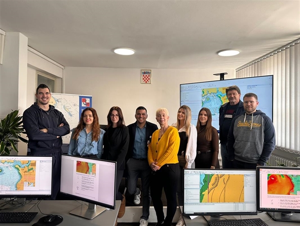 HHI djelatnici na edukaciji za izradu S-102 proizvoda